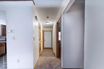 1377 W 18th Avenue, Oshkosh, WI 54902 - Photo 9