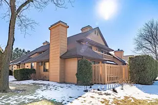 1377 W 18th Ave, Oshkosh, WI 54902 - Photo 1