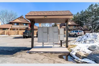 1377 W 18th Avenue, Oshkosh, WI 54902 - Photo 19