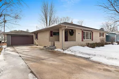 3137 Parkdale Drive, Marinette, WI 54143 - Photo 1