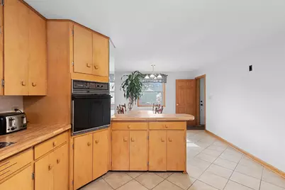 3137 Parkdale Drive, Marinette, WI 54143 - Photo 9