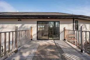 2039 Lone Grove Ave, Green Bay, WI 54303 - Photo 43