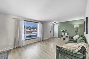 313 Steven Ct, Denmark, WI 54208 - Photo 7