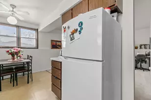 1050 Van Buren Ave, Oshkosh, WI 54902 - Photo 27