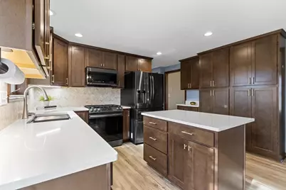 1536 Van Road, Green Bay, WI 54311 - Photo 11