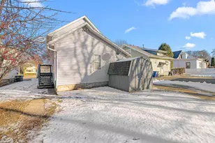 937 N Sawyer St, Oshkosh, WI 54901 - Photo 15