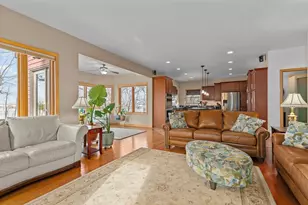 2740 Marine Dr, Oshkosh, WI 54901 - Photo 13