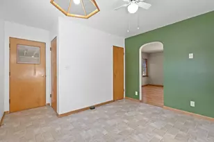 1930 Pershing Rd, New London, WI 54961 - Photo 13