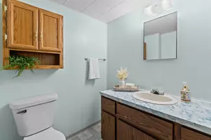 1410 Miami Cir, Little Chute, WI 54140 - Photo 29