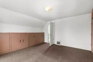 425 S Main St, Iola, WI 54945 - Photo 29