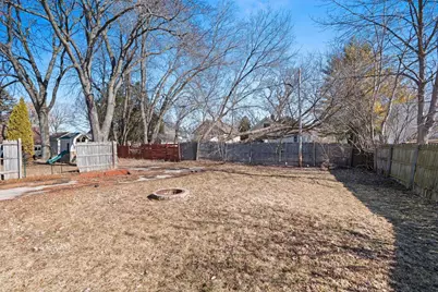 1214 Grand Street, Oshkosh, WI 54901 - Photo 23