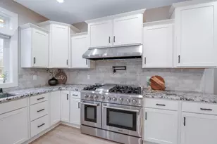 657 Black Earth Dr, De Pere, WI 54115 - Photo 23