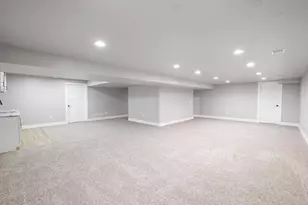 657 Black Earth Dr, De Pere, WI 54115 - Photo 55