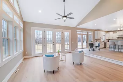 657 Black Earth Drive, De Pere, WI 54115 - Photo 17