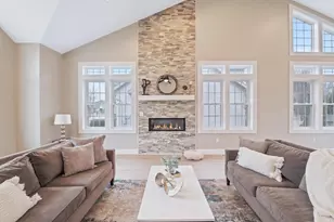 657 Black Earth Dr, De Pere, WI 54115 - Photo 15