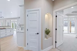 657 Black Earth Dr, De Pere, WI 54115 - Photo 27