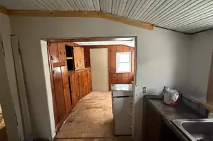 20 W Harvey St, Rhinelander, WI 54501 - Photo 15