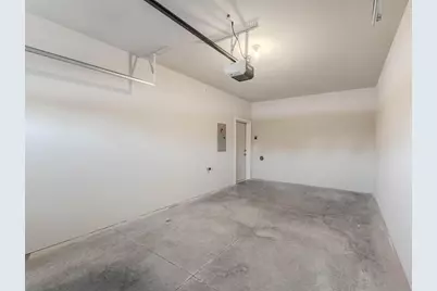 1072 W 20th Avenue, Oshkosh, WI 54902 - Photo 27