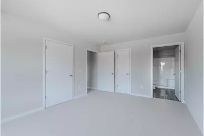 1072 W 20th Avenue, Oshkosh, WI 54902 - Photo 17