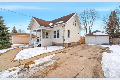 250 W Caroline Street, Markesan, WI 53946 - Photo 1