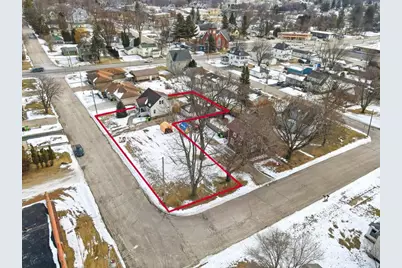 250 W Caroline Street, Markesan, WI 53946 - Photo 3