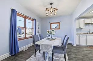 2023 Lincoln St, Two Rivers, WI 54241 - Photo 7