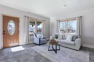 2023 Lincoln St, Two Rivers, WI 54241 - Photo 3