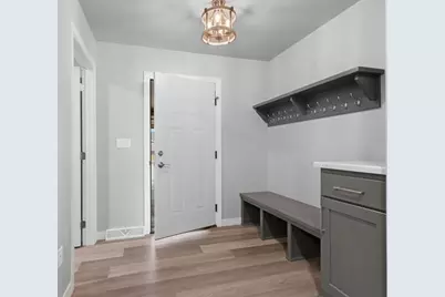 1748 Bridge Port Circle, De Pere, WI 54115 - Photo 15