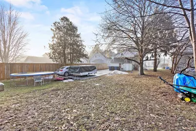 118 W 12th Avenue, Oshkosh, WI 54902 - Photo 35