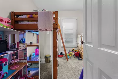 118 W 12th Avenue, Oshkosh, WI 54902 - Photo 11