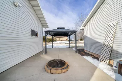 1775 Lombard Avenue, Oshkosh, WI 54902 - Photo 17