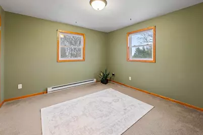 2012 Roberts Avenue, Oshkosh, WI 54904 - Photo 15