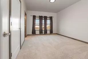 2513 Tipperary Trl, De Pere, WI 54115 - Photo 11