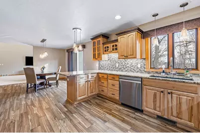 4175 Twilight Court, Oshkosh, WI 54904 - Photo 7