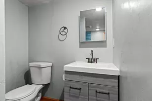 2343 Yellowstone Dr, Green Bay, WI 54311 - Photo 37