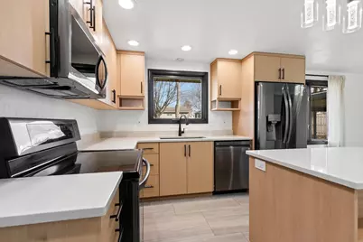 2343 Yellowstone Drive, Green Bay, WI 54311 - Photo 15