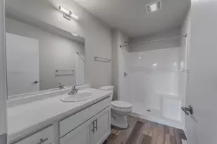 1080 W 20th Ave, Oshkosh, WI 54902 - Photo 15