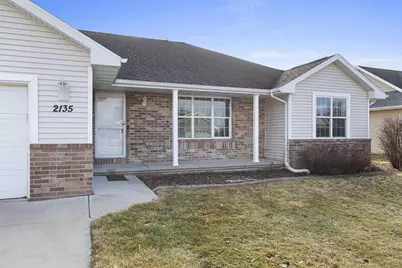 2135 W Melcorn Circle, De Pere, WI 54115 - Photo 3