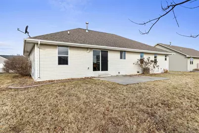 2135 W Melcorn Circle, De Pere, WI 54115 - Photo 5