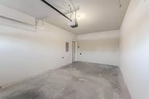 1076 W 20th Ave, Oshkosh, WI 54902 - Photo 27