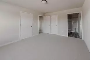 1076 W 20th Ave, Oshkosh, WI 54902 - Photo 17