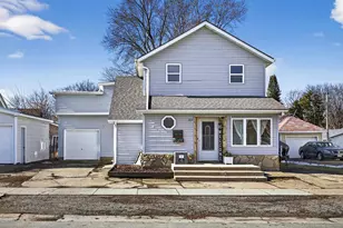 205 Avon St, New London, WI 54961 - Photo 43