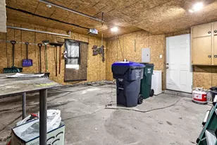 205 Avon St, New London, WI 54961 - Photo 37