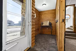 205 Avon St, New London, WI 54961 - Photo 7