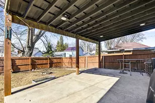 205 Avon St, New London, WI 54961 - Photo 39