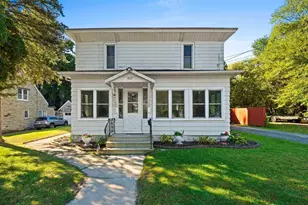 411 W Elm St, Wautoma, WI 54982 - Photo 1