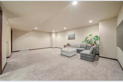 730 E Scott Street, Omro, WI 54963 - Photo 25