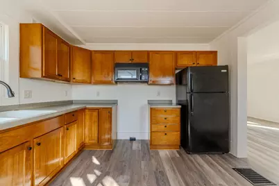 1149 W 6th Avenue, Oshkosh, WI 54902 - Photo 11