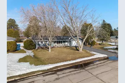 1112 Texas Street, Sturgeon Bay, WI 54235 - Photo 3