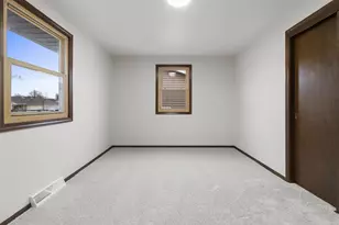 2540 Sun Terrace, Green Bay, WI 54311 - Photo 27